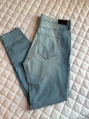 Hollister Women’s Light Blue Denim skinny Jeans - Classic skinny Fit